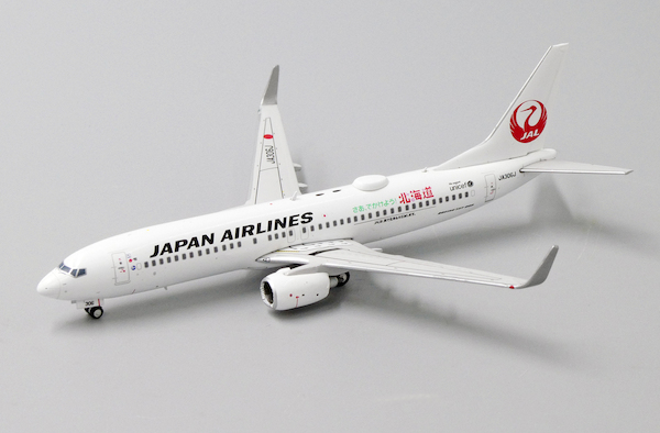 Boeing 737-800 JAL Japan Airlines