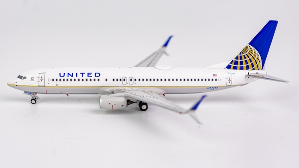 Boeing B737-800/w United Airlines N77296 58010