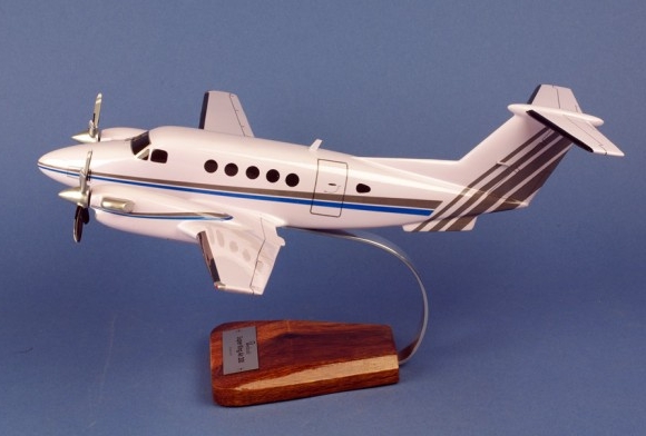Beech 200 VF012