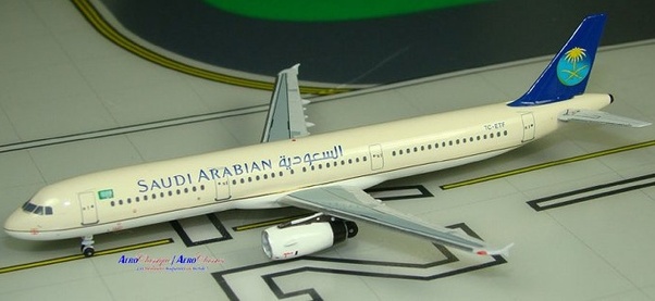 A321 (Saudi Arabian) TC-ETF AC695