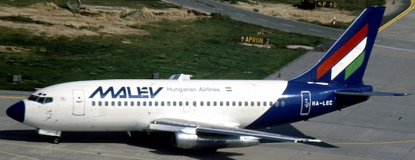B737-200 (Malév Hungarian Airlines) HA-LEC 559782