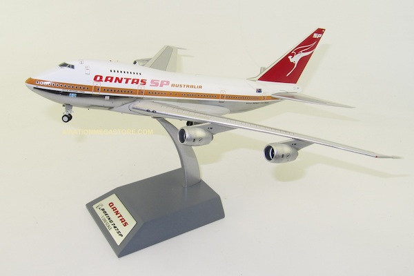 Boeing 747SP Qantas VH-EAA Polished With Stand IF747SPQFA0119P