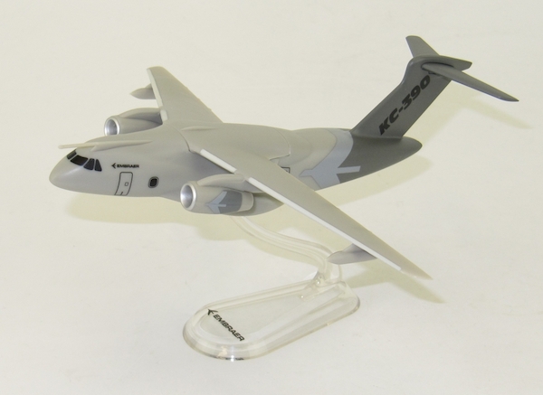 New 1:250 SCALE metal Lupa Embraer KC-390 sealed model airplane gift for dad 