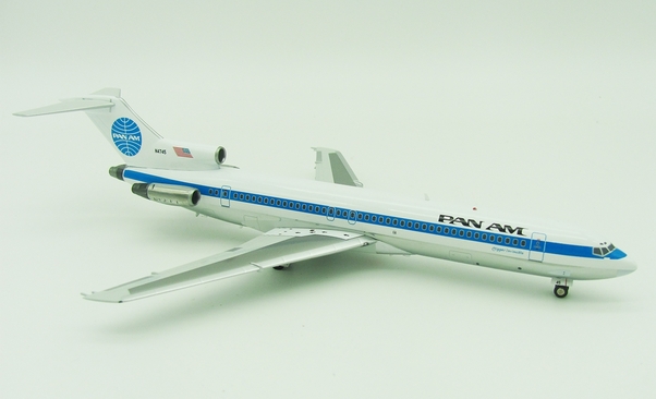 B727-200 (Pan Am) N4745 With Stand IF7221117P