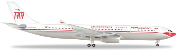 Herpa 530668 TAP Portugal Airbus A330-300 CS-TOV 1:500 Retrojet