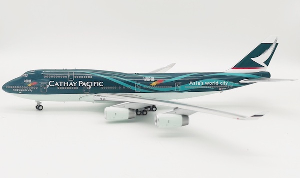 Boeing 747-467 Cathay Pacific Airways 