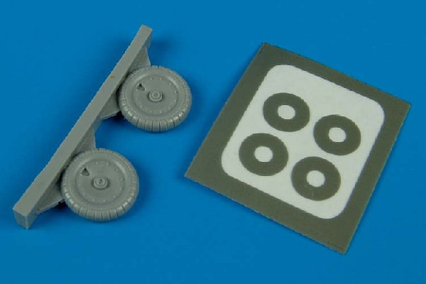 Focke Wulf FW190A-5/9 wheels & paintmask 7237