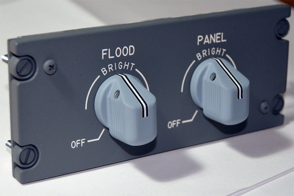 B737 Illumination Panel, IDC version (Backlite power: 2,4 to 2,9 volts) 5T1