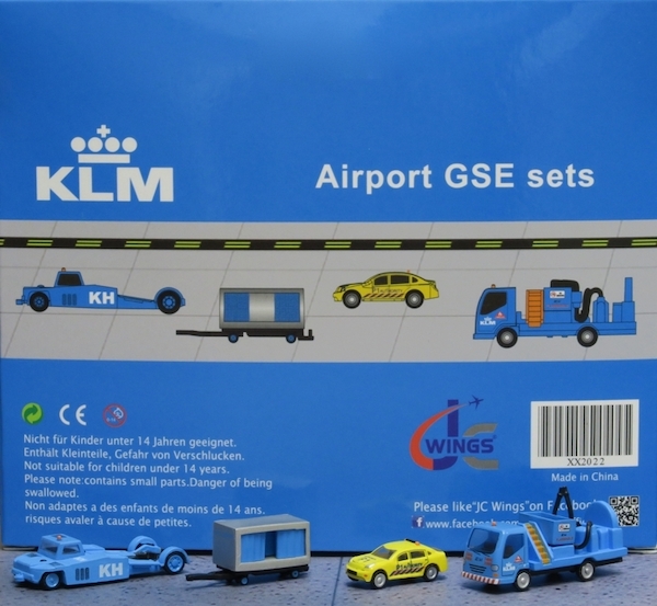 Airport GSE Sets KLM Paymover pushbacktruck, Closed cart, Car, Water truck Set 2 XX2022