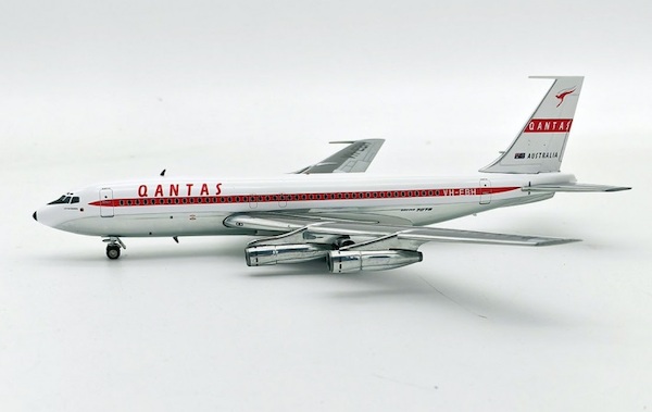Boeing B707-100 Qantas VH-EBH Polished With Stand IF701QF120P