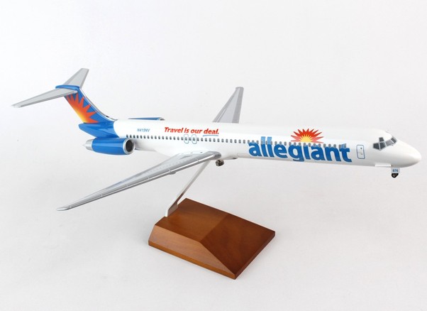 MD80 (Allegiant) N415NV SKR8611