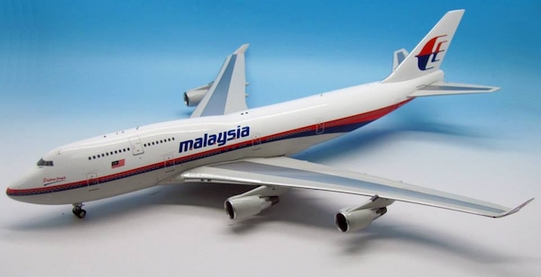 DRAGON 55942 MALAYSIA AIRLINE 747-400 MASKARGO 9M-MPR 1/400 DIECAST PLANE NEW 