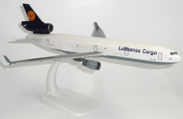 MD11F (Lufthansa Cargo) 06100092