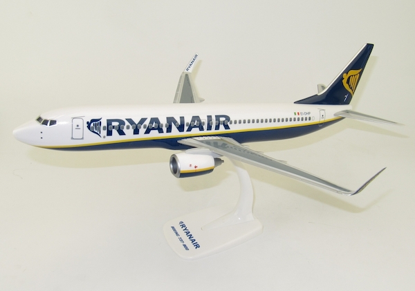 Boeing 737-800 Ryanair EI-DHP 220792