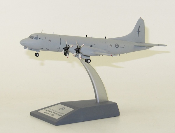 Lockheed P3K Orion (New Zealand Air Force) NZ4202 With Stand IFP30118