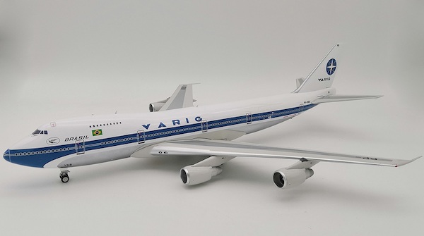B747-200B (Varig) PP-VNB with stand IF742VR0119P