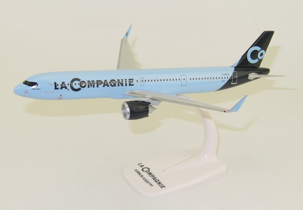 Airbus A321neo La Compagnie F-HBUZ 221829