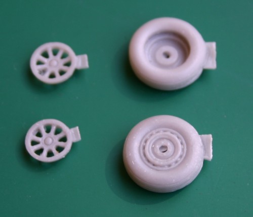 CAC CA18 Mustang MK21/22/23 circumferential Tread wheels RRR48144