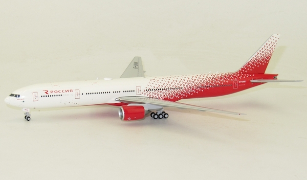 B777-300 (Rossiya) EI-UNM With Antenna LH4055