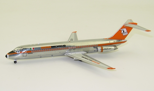 DC9-32 (AeroMexico) XA-DEK Polished With Stand IF930AM1018P