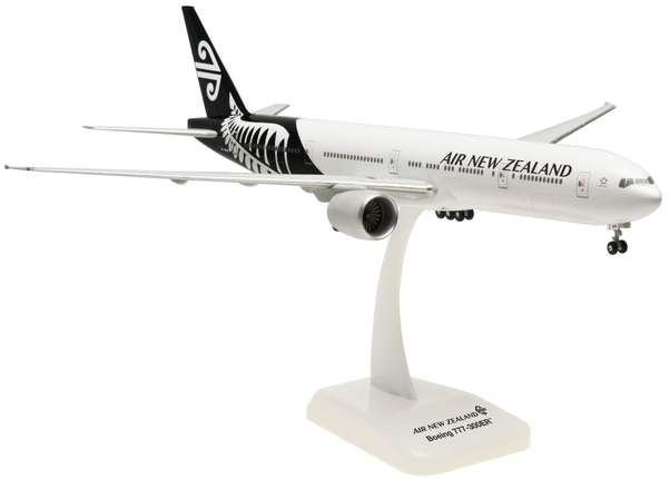 Boeing B777-300ER Air New Zealand ZK-OKR landing gear included HG0076GR