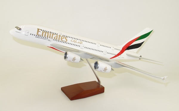 Airbus A380 Emirates Airlines with cockpit and cabin LED lighting LED380-EMIR