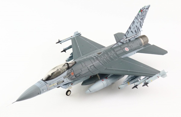 F16AM Fighting Falcon 301 Sq.