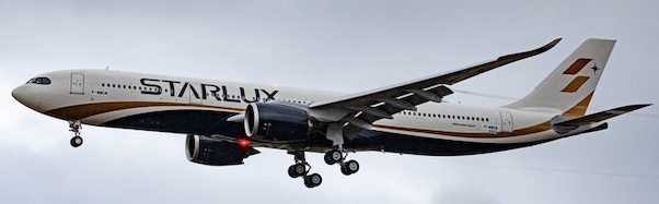 Airbus A330-900neo Starlux B-58301 04427