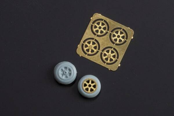 Nose wheel discs for P80, F86D, F94 AHL72031