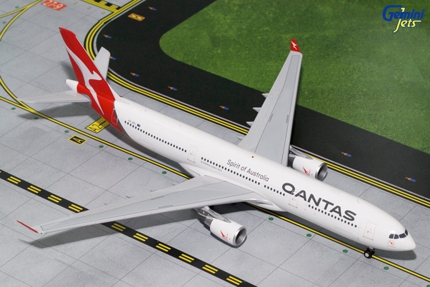 A330-300 (Qantas) VH-QPJ G2QFA647