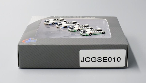 Airport GSE Sets (Push Back Tug 4 in set, 2xChina Airlines,2xEva) JCGSE010
