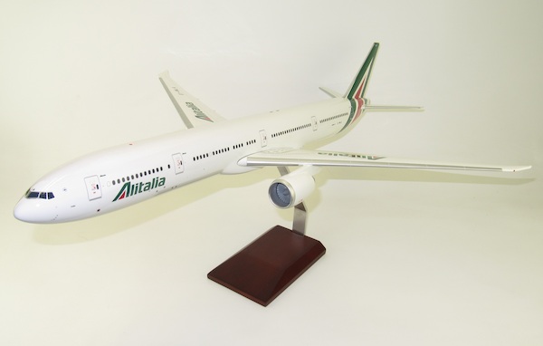 Boeing 777-300ER Alitalia EI-WLA 490122