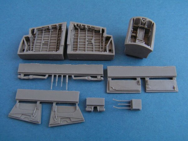EE Canberra Wheel bays (Airfix) U72113
