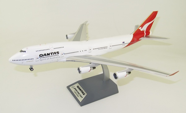 Boeing B747-400 Qantas VH-OEG With Stand IF744QFA1119