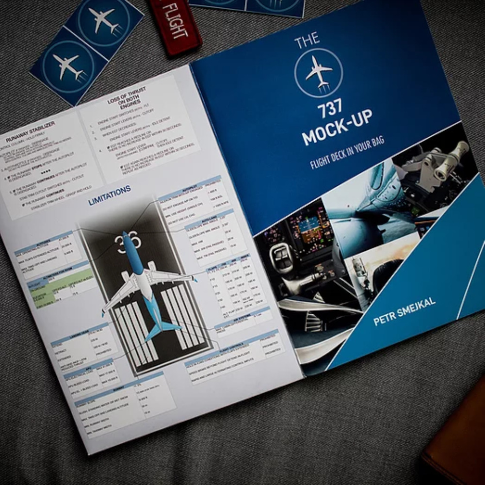 Download The 737 mock-up: Foldable flight deck in your bag