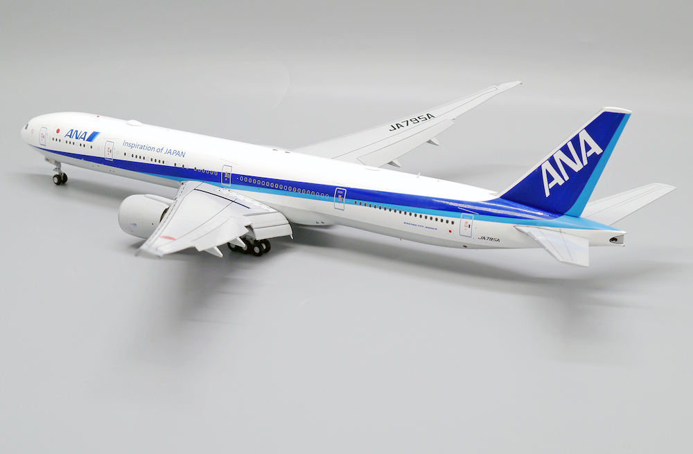 ANA All Nippon Airways B777-300ER (Flaps Down) JA795A (1:200)