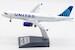 Airbus A320-200 United Airlines N449UA With Stand