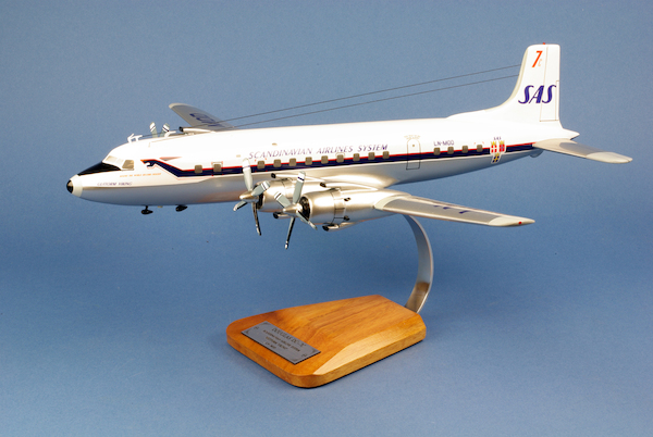 Douglas DC7c SAS, Scandinavian Airlines System LN-MOD  VF015