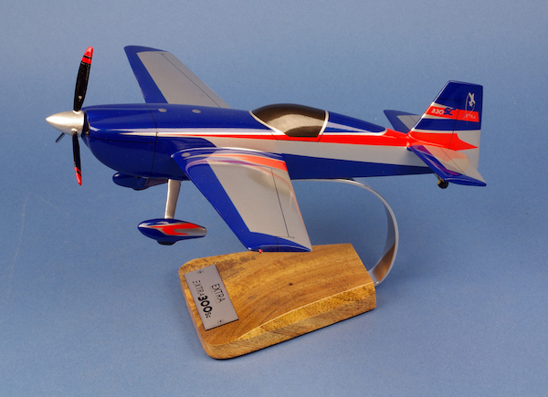 Extra 330Sc VF044