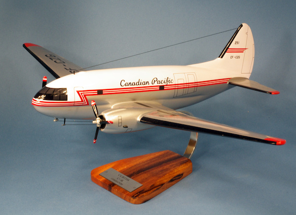 Curtiss C46 Commando Canadian Pacific  VF118