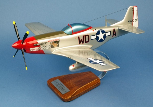 P51D Mustang USAAF Ridge Runner III, 335tFS/4thG Maj P.W 'Mac' Kennon  VF134