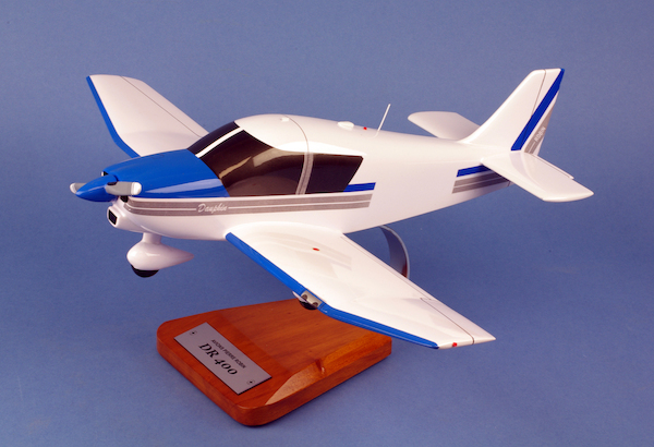 Robin DR400  VF142