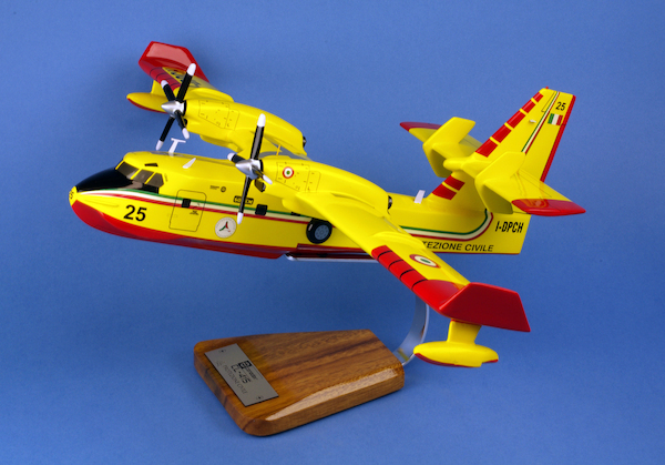 Canadair CL415 Protezione Civile n°25 I-DPCH  VF202