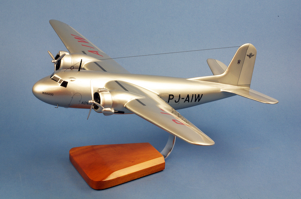 Douglas DC-5 KLM Koninklijke Luchtvaart Maatschappij  "Wakago" PJ-AIW  VFS097