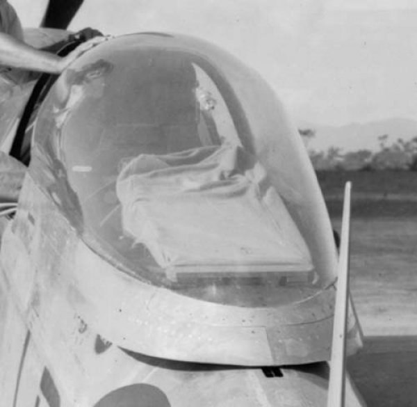 P51 Mustang 'Ferry pack' (Hasegawa) RRR48150