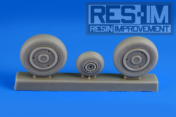 Mikoyan MiG21wheel set -Late- RESIM32005