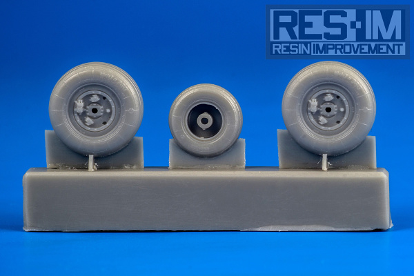 Suchoi Su25 Frogfoot Wheels RESIM7228