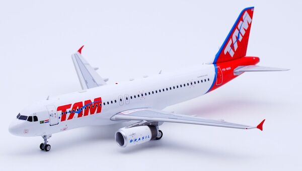 Airbus A320-232 TAM PR-MAK  RM32202
