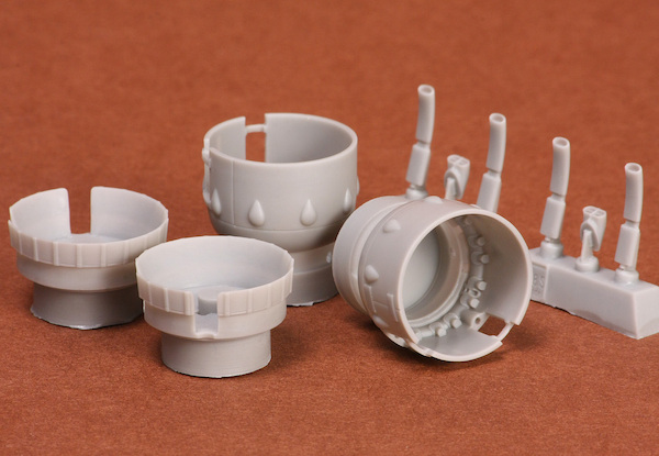 Bristol Blenheim MKI/IV Engine Cowlings and exhaust set (Airfix) SBS72033