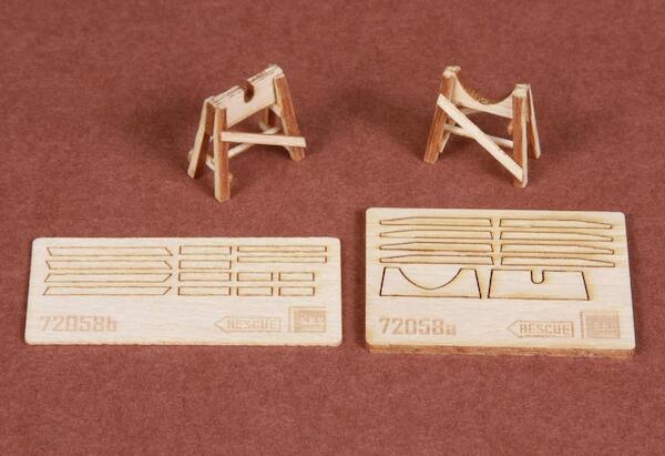 Piaggio PC7 Pegna Wooden trestle SBS72058
